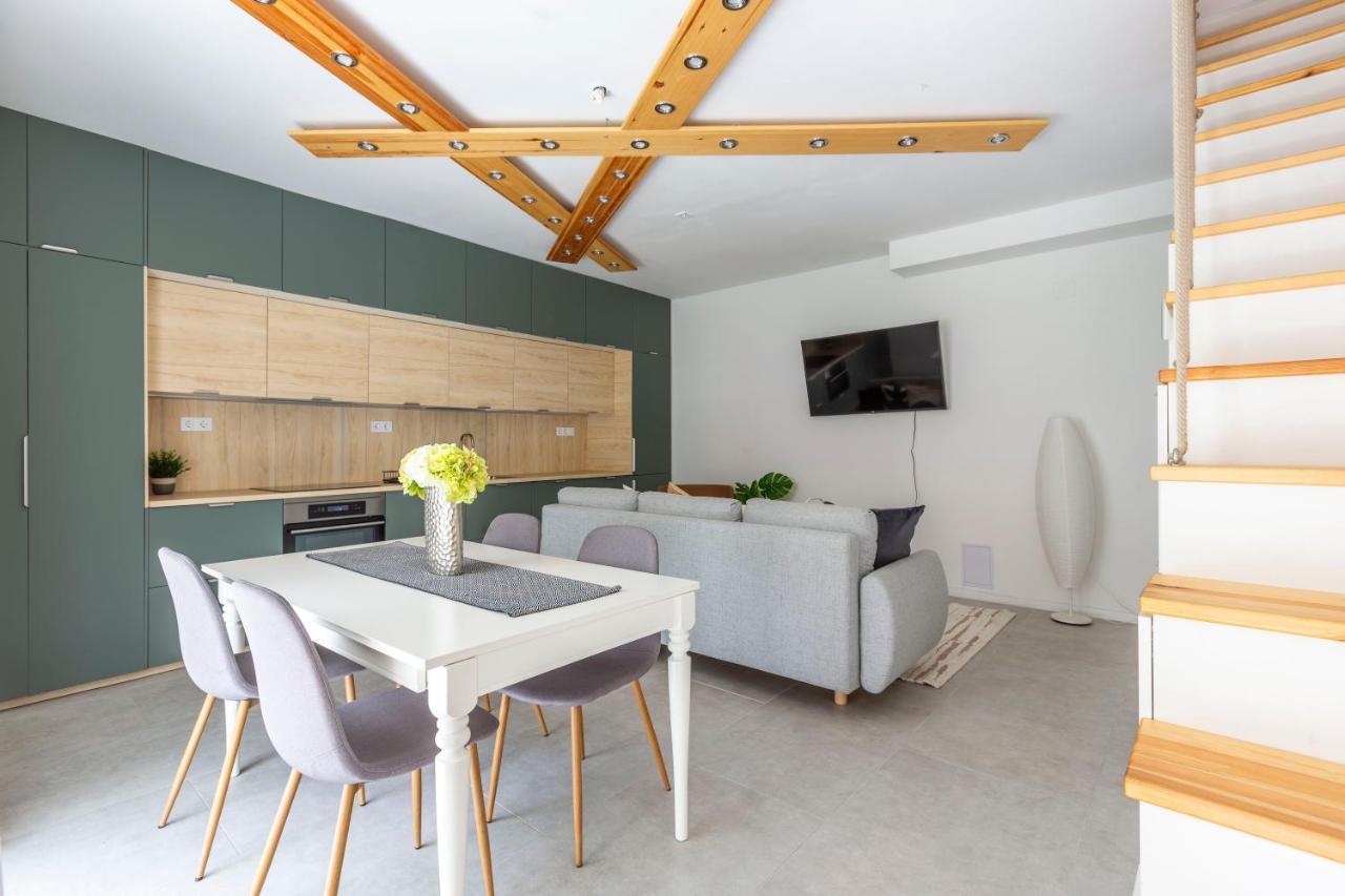Unique Central 3 Floor Home With 4Bdrm, 3Bthrm Βουδαπέστη Εξωτερικό φωτογραφία
