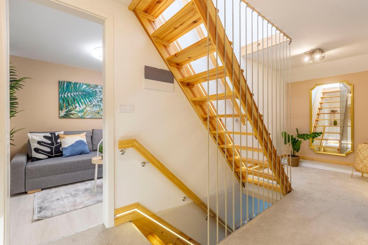 Unique Central 3 Floor Home With 4Bdrm, 3Bthrm Βουδαπέστη Εξωτερικό φωτογραφία