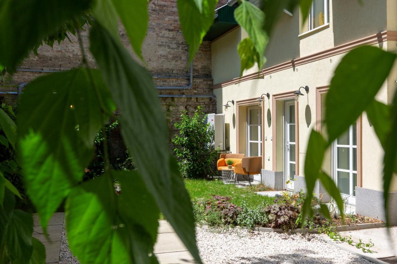 Unique Central 3 Floor Home With 4Bdrm, 3Bthrm Βουδαπέστη Εξωτερικό φωτογραφία